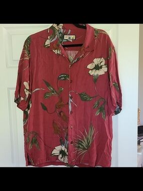 Caribbean Joe Red Floral Hawaiian Short-Sleeve Button-Down Shirt